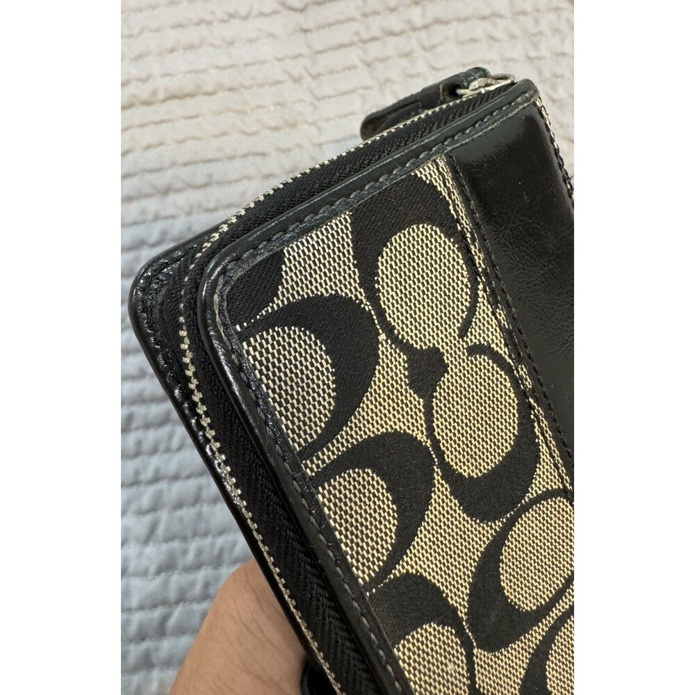 Coach Signature Jacquard Checkbook Wallet Black Leather Zip Around Organizer - Picture 15 of 16